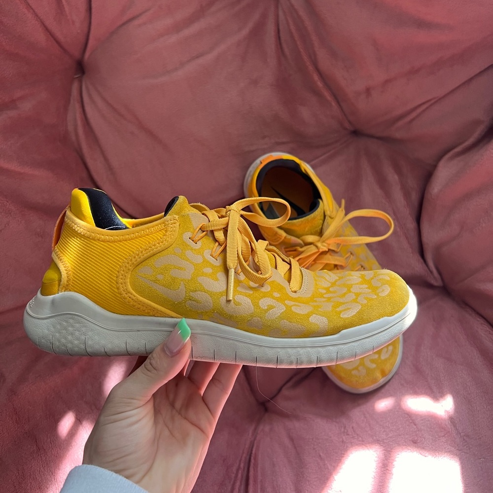 Leapord Nike free run sneakers